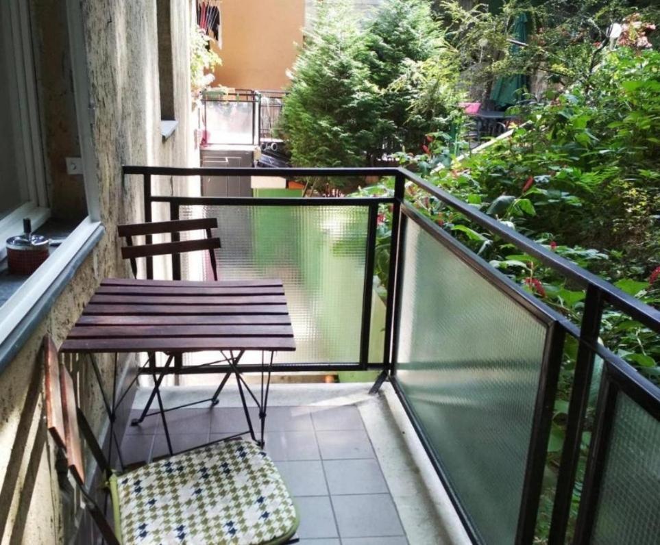 Zsuzsa Apartman Budapest Luaran gambar