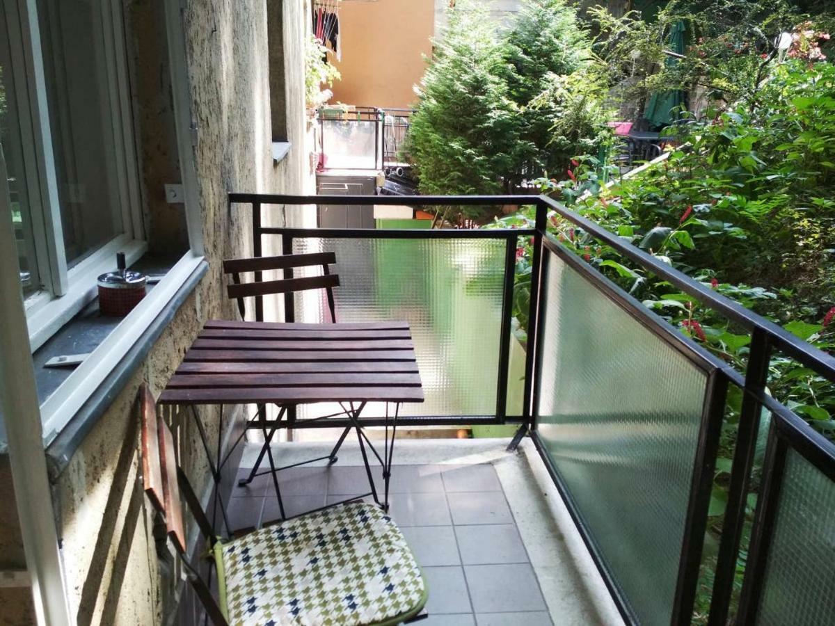 Zsuzsa Apartman Budapest Luaran gambar